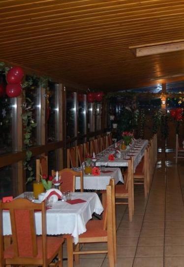 Hotel Bona Краків Екстер'єр фото