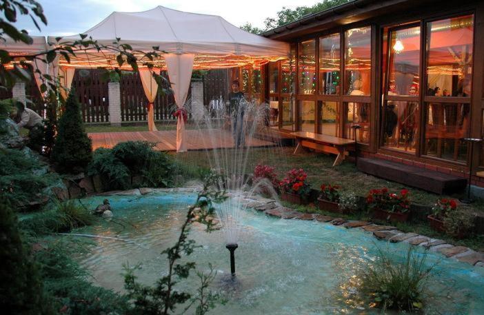 Hotel Bona Краків Екстер'єр фото