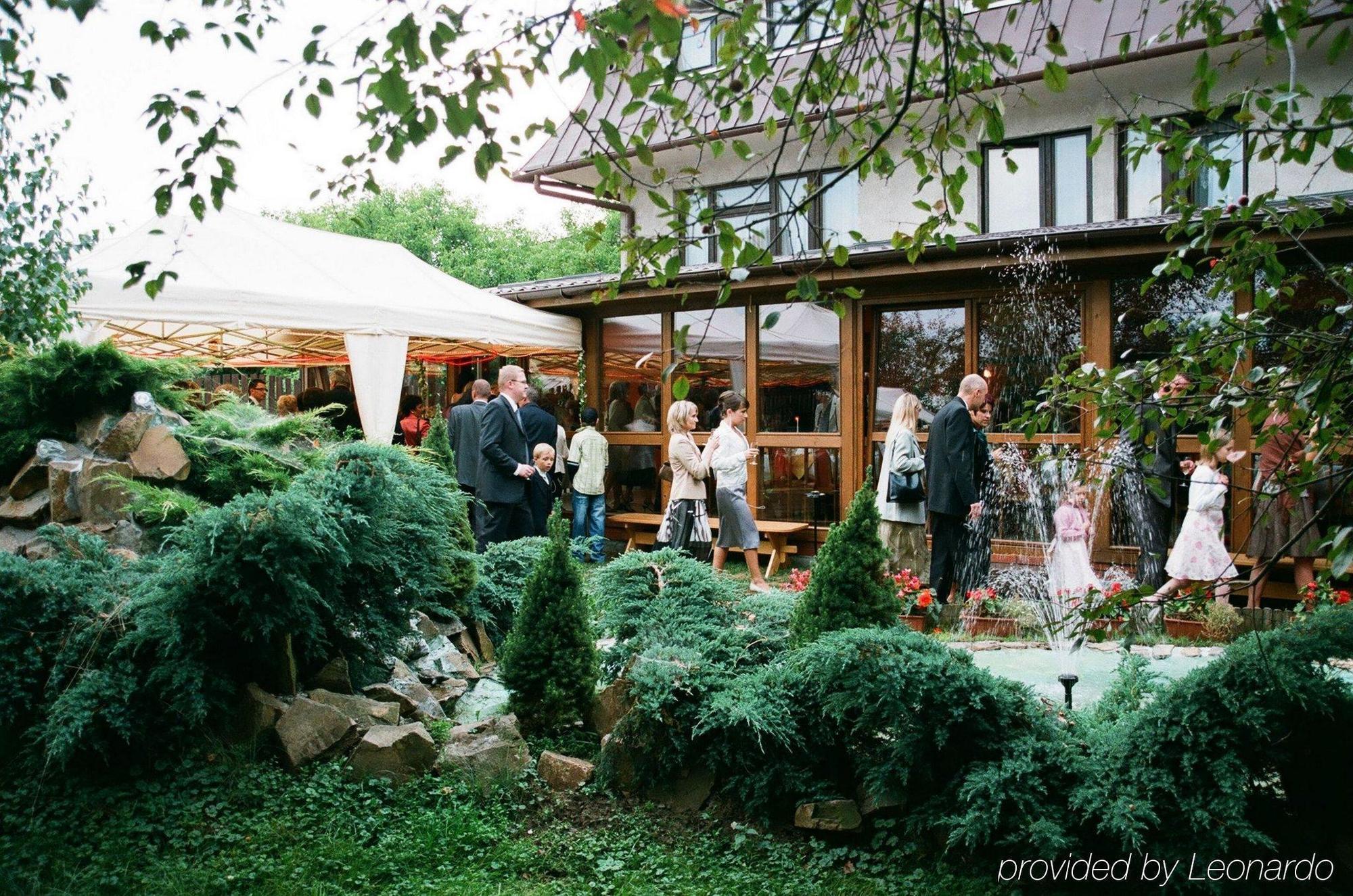 Hotel Bona Краків Екстер'єр фото